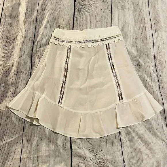 For Love and Lemons Crochet Mini Skirt Size XS NWT! - Picture 8 of 10